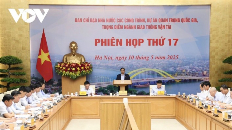 Government leader pushes forward strategic infrastructure breakthroughs